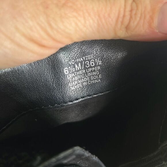 Vince Camuto Womens Black Suede Hayzee Fringe Block Heel Ankle Booties Size 6.5M - Picture 7 of 8